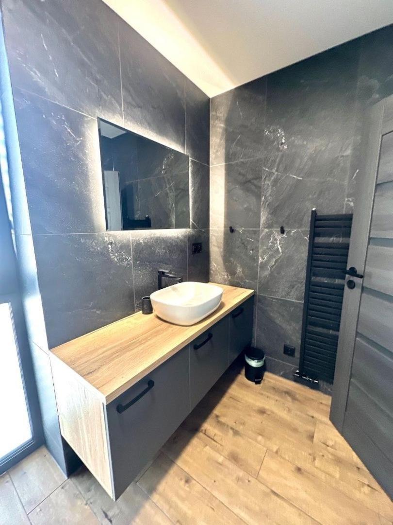 Luxury Apartments Maly Slavkov Экстерьер фото